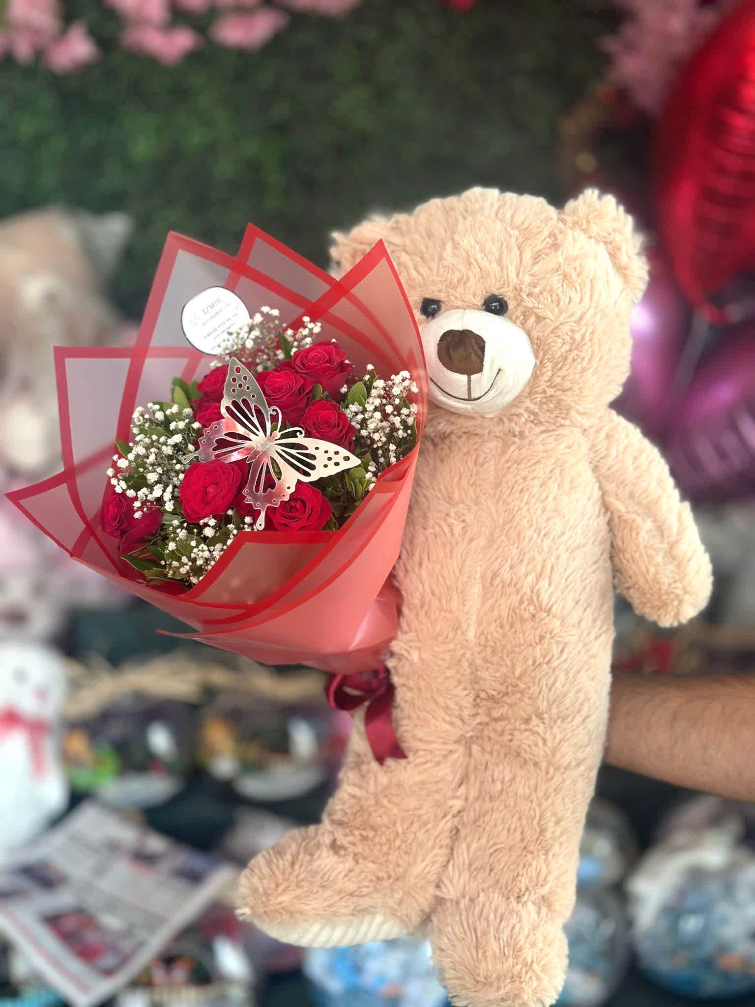 10'lu Kırmızı Gül ve Ayıcık buketi