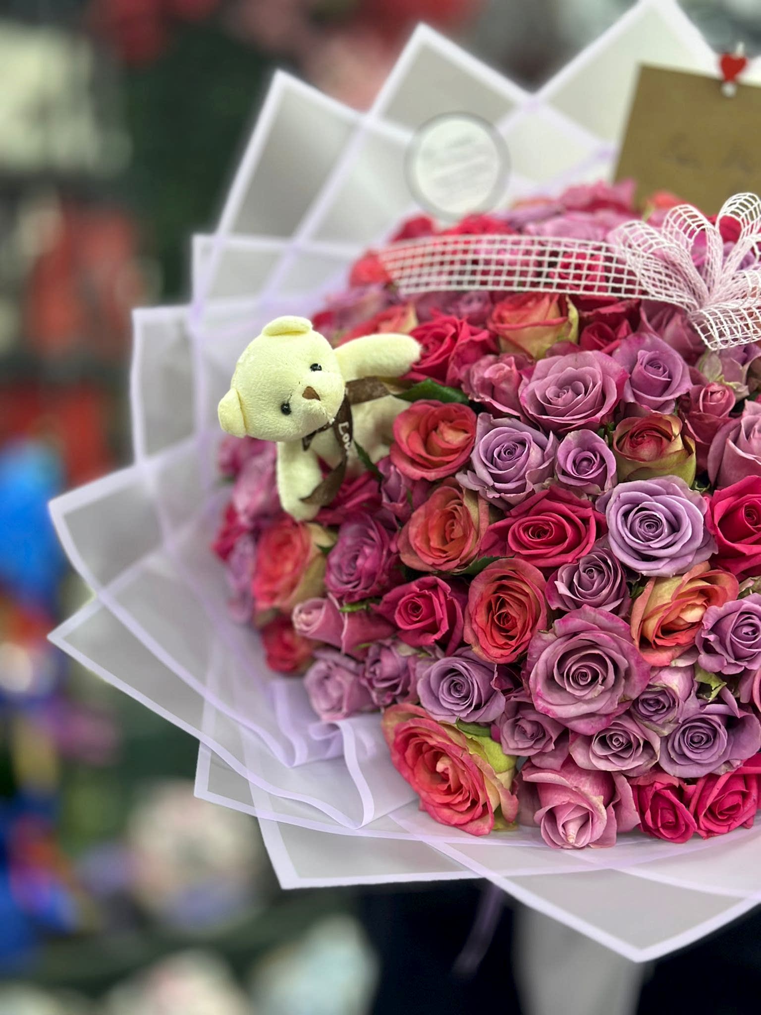 100 Adet Karışık Renkli Gül Buketi